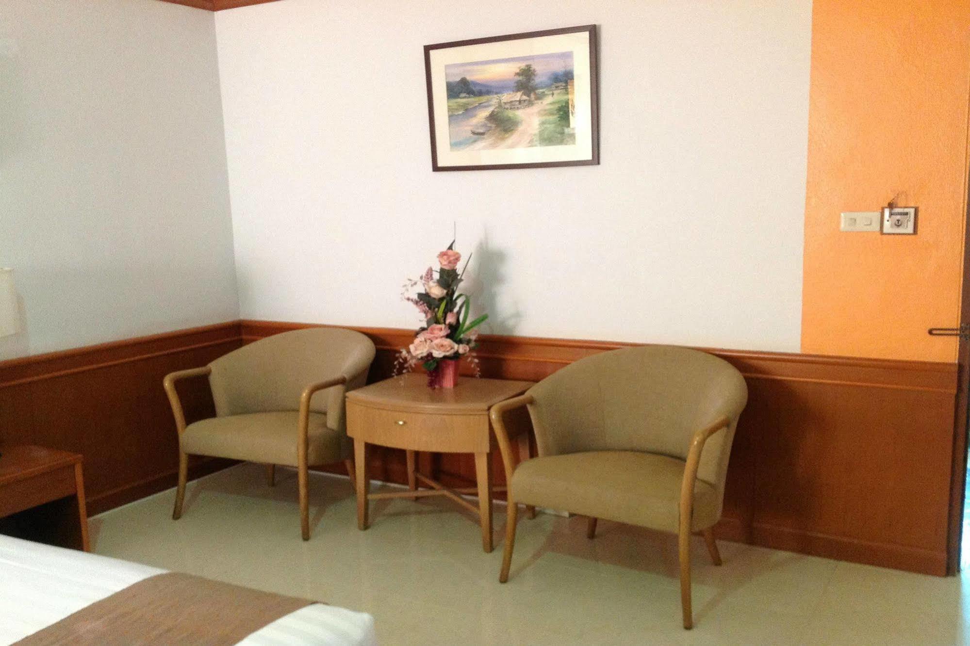 Hotel Siam Boutique Buriram Esterno foto