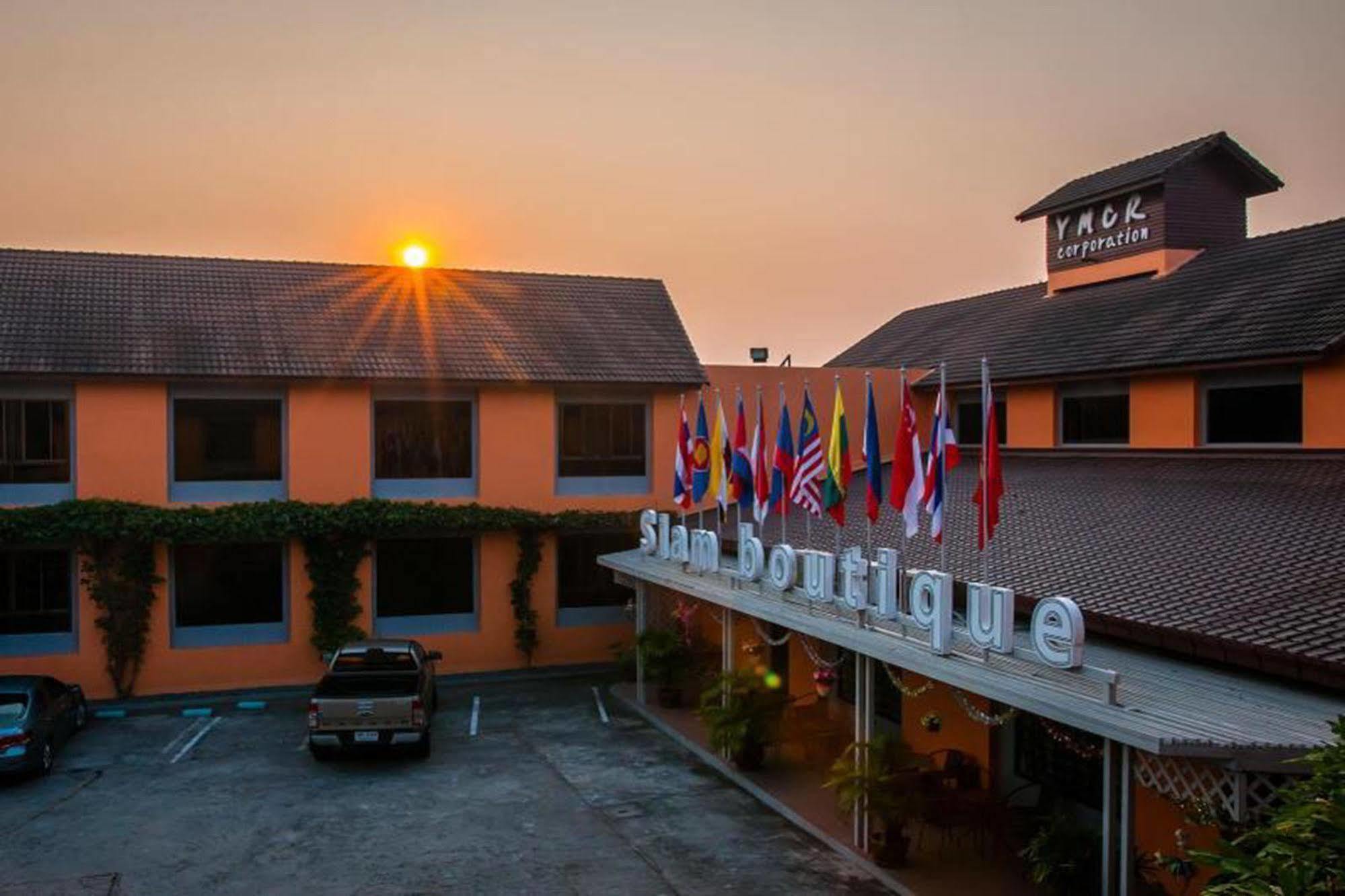Hotel Siam Boutique Buriram Esterno foto